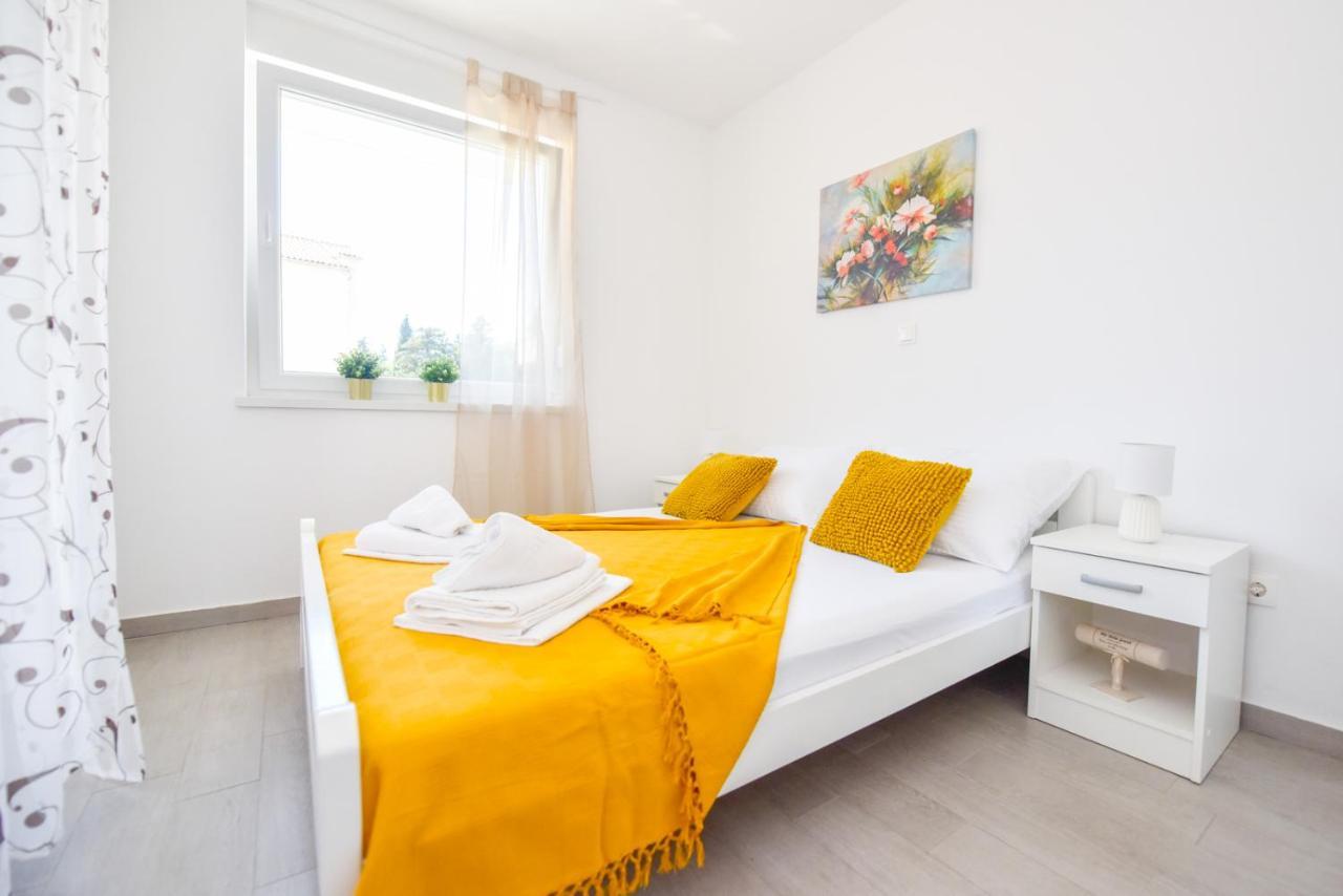 Apartments Yoko نوفاليا المظهر الخارجي الصورة