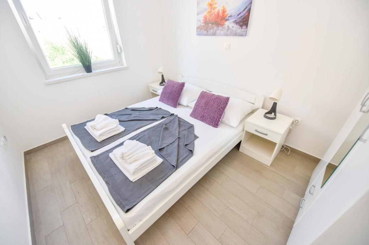 Apartments Yoko نوفاليا المظهر الخارجي الصورة